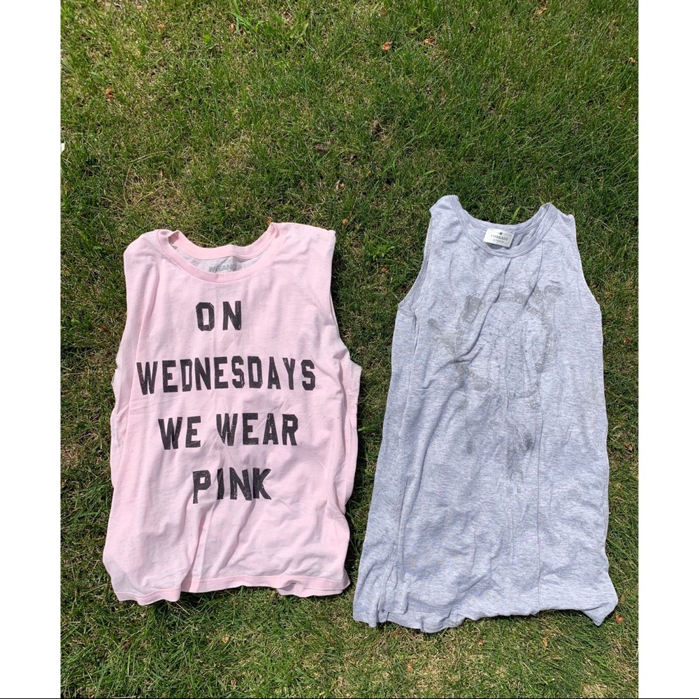 2 shirts with no sleeves
